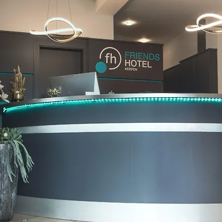 Friends Hotel 3*