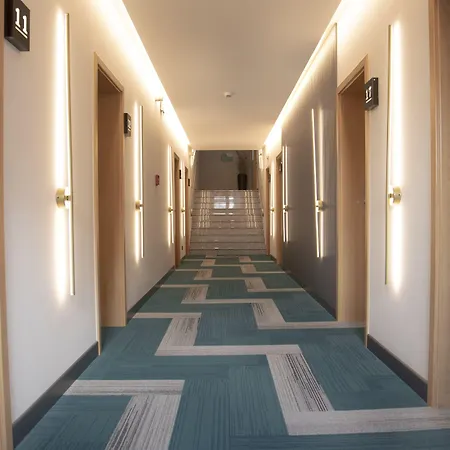 Hotel Friends